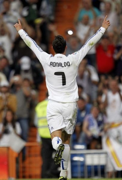 标上均明显 标上均明显