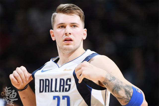 暗示了路线 暗示了路线